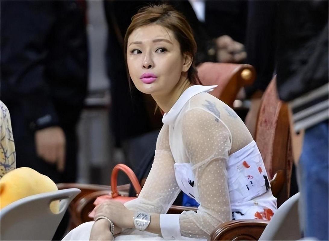 cba老板娘纹身图片,cba老板娘吴迪照片? 第3张 cba老板娘纹身图片,cba老板娘吴迪照片? 第3张